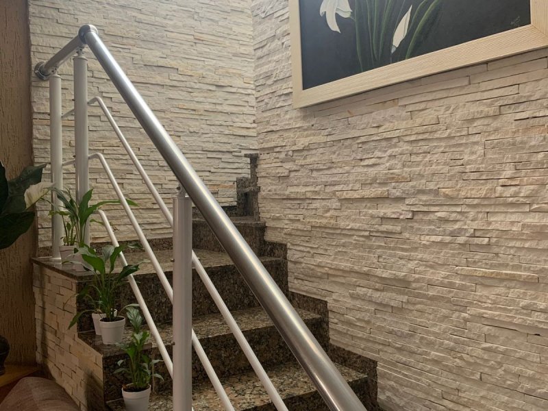 Casa à venda Cidade Patriarca com 227m² e 4 quartos por R$ 980.000 - 472154752-escada-2.jpeg