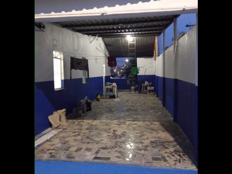 Casa à venda NOVO ALEIXO com 200m² e 3 quartos por R$ 210.000 - 2053329032-garagem-antes-limpeza.jpeg