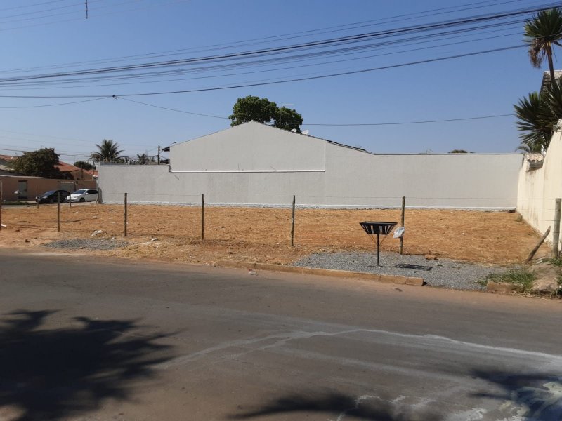 imóvel com 567m² - Jardim Santo Antônio - Goiânia
