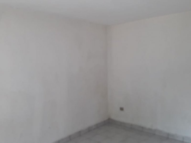 Casa à venda Cidade Domitila com 130m² e 3 quartos por R$ 430.000 - 1173664033-9.jpeg