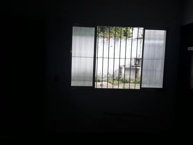 Casa à venda Cidade Domitila com 130m² e 3 quartos por R$ 430.000 - 526378966-12.jpeg