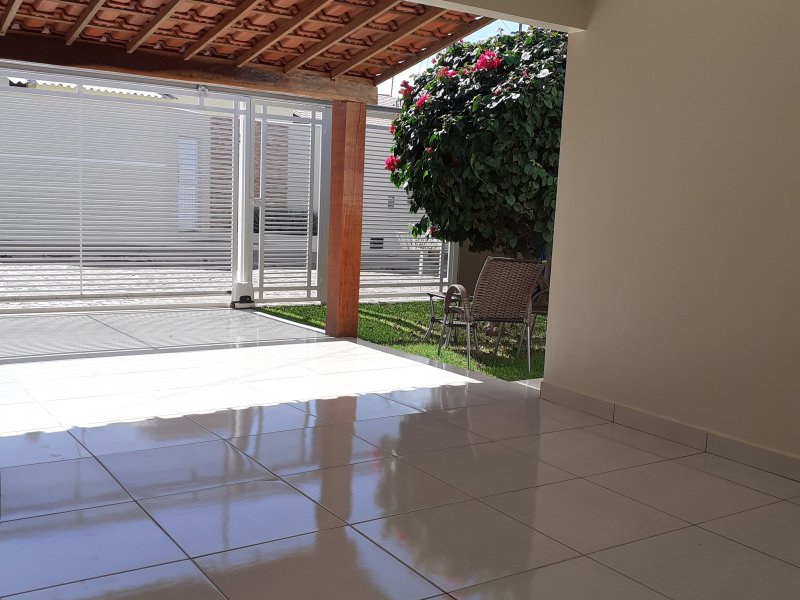 Casa à venda Centro com 110m² e 3 quartos por R$ 270.000 - 1578124012-20210416-145527.jpg
