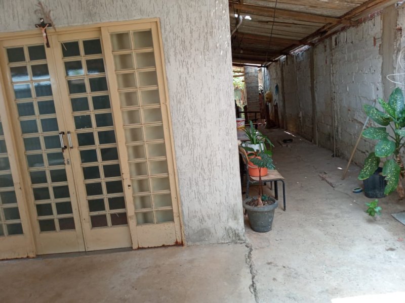 Apartamento à venda DVO com 120m² e 2 quartos por R$ 200.000 - 22600880-whatsapp-image-2021-09-23-at-12.jpeg