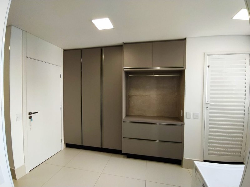 imóvel com 214m² - Gleba Fazenda Palhano - Londrina