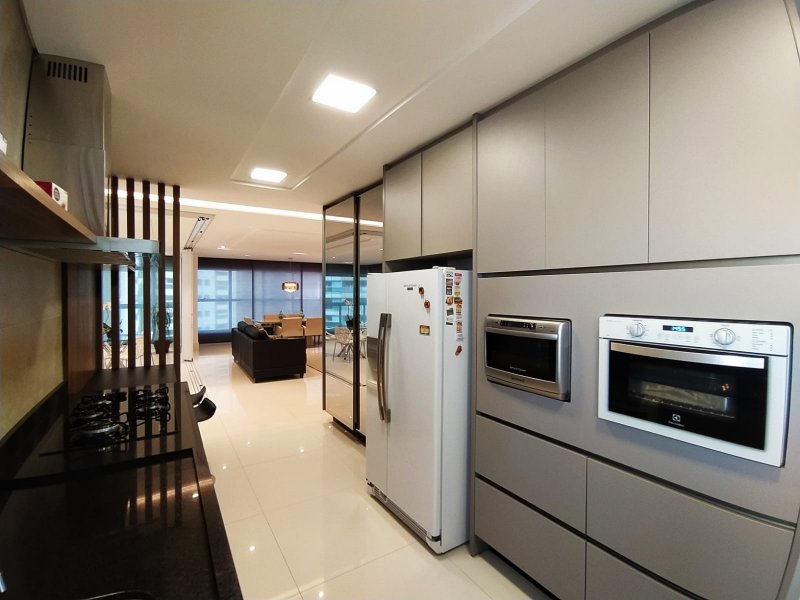 imóvel com 214m² - Gleba Fazenda Palhano - Londrina