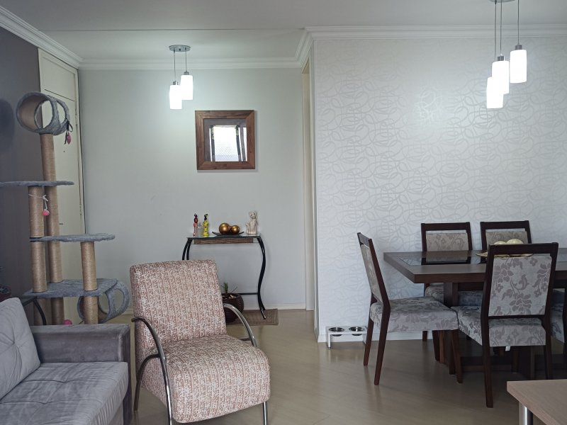 imóvel com 70m² - Capão Raso - Curitiba