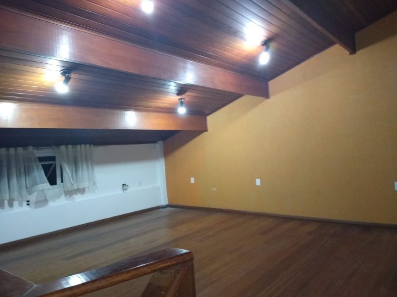 Cobertura à venda Campestre com 342m² e 3 quartos por R$ 930.000 - 349516581-img-20200601-192415602.jpg