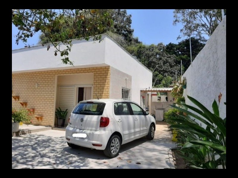 Casa à venda Brasília com 181m² e 2 quartos por R$ 215.000 - 1507672962-d87e46c7-ee4f-405a-9fbf-3e3a1f9bf5db.jpg