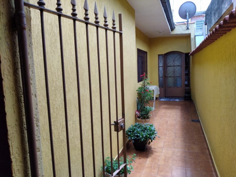 Casa à venda Vila Amorim com 130m² e 3 quartos por R$ 350.000 - 1566343307-836133f9-12ea-4880-8cb0-af093810b257.jpg