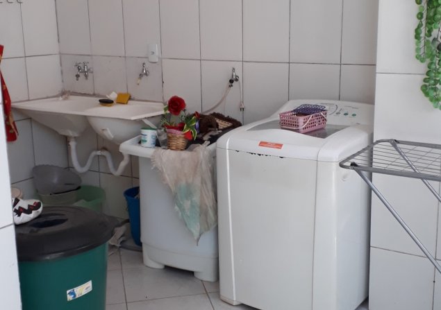 imóvel com 300m²