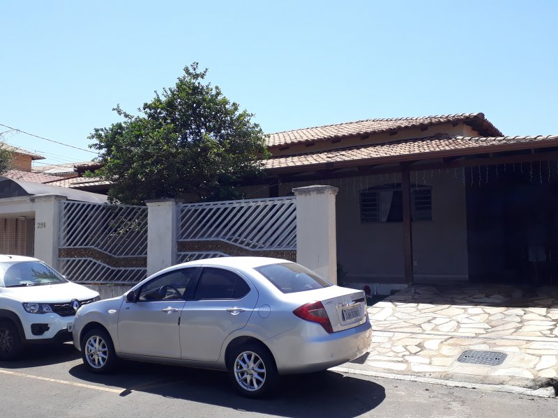 imóvel com 300m² - Centro - Brasília