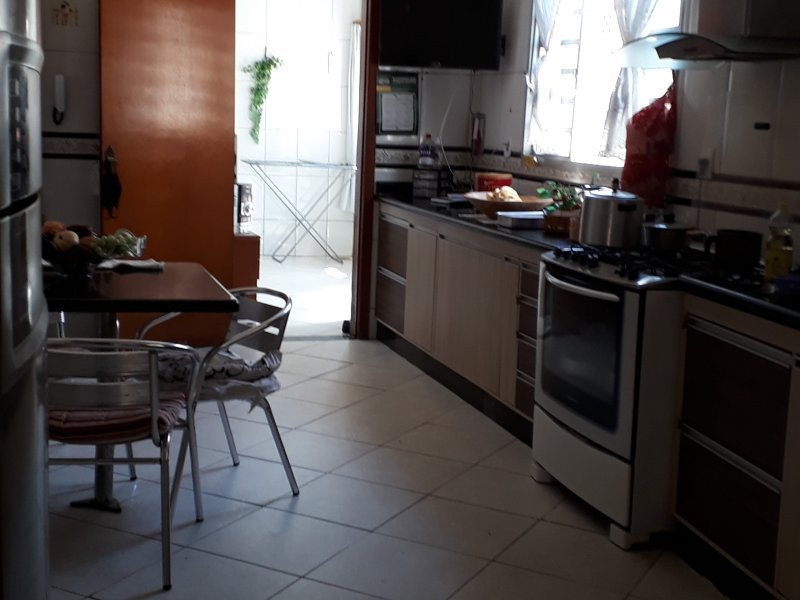 imóvel com 300m² - Centro - Brasília