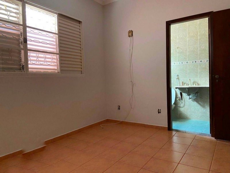 Casa à venda Vila Industrial com 230m² e 3 quartos por R$ 270.000 - 887609171-img-20210813-wa0071-01.jpeg