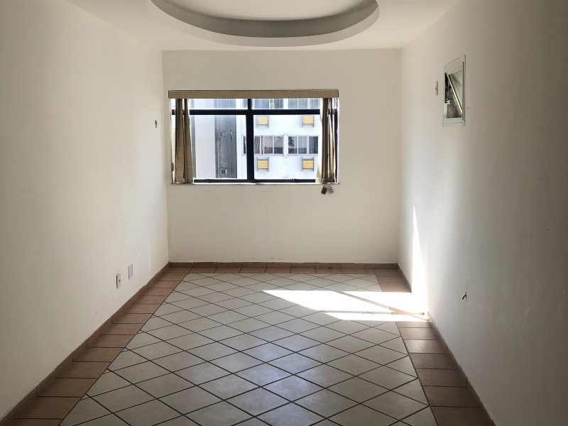 Comercial à venda Centro com 60m² e 1 quarto por R$ 320.000 - 1103756602-4131c59b-633f-442b-8b47-b3606fc5e708.jpeg