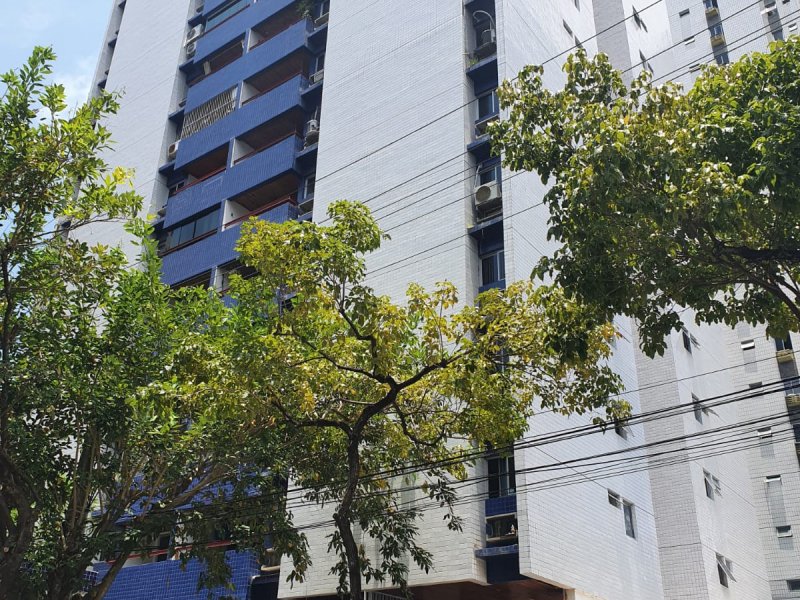 Apartamento à venda Boa Viagem com 94m² e 3 quartos por R$ 470.000 - 1537590421-predio.jpeg