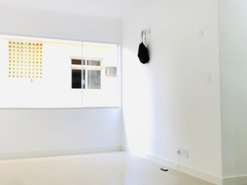 Apartamento à venda Laranjeiras com 70m² e 2 quartos por R$ 630.000 - 1754166010-1.jpg