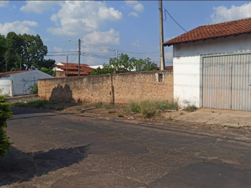 Terreno à venda Carolina com 144m² e 1 quarto por R$ 120.000 - 672787792-inbound4255934017866124675.jpg