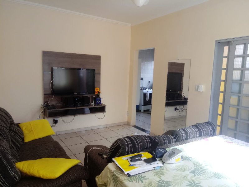 Casa à venda Jardim Adalberto Frederico de Oliveira Roxo I com 91m² e 2 quartos por R$ 152.000 - 755595791-whatsapp-image-2021-08-25-at-17.jpeg