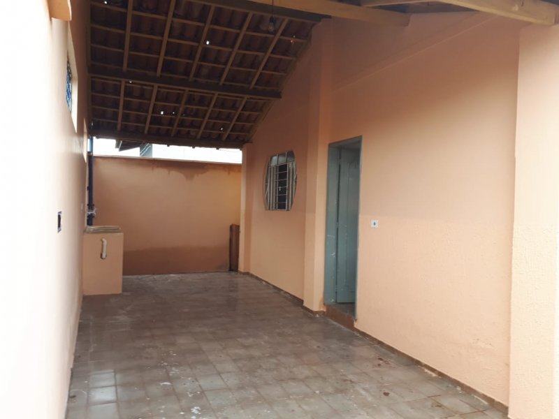 Casa à venda Centro com 200m² e 4 quartos por R$ 240.000 - 364941119-alugar-casa-4.jpeg