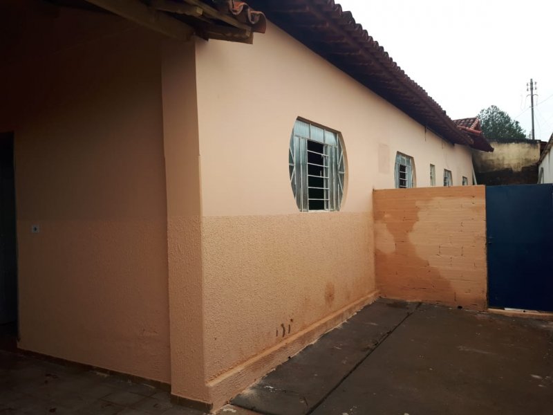 Casa à venda Centro com 200m² e 4 quartos por R$ 240.000 - 625265445-alugar-casa-3.jpeg