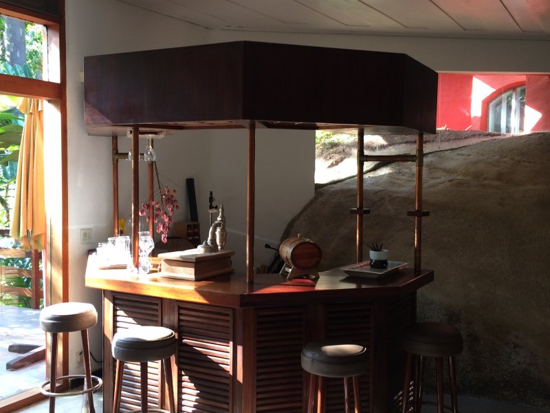 Casa à venda Perequê com 990m² e 10 quartos por R$ 3.600.000 - 3597514-casa-bar.JPG