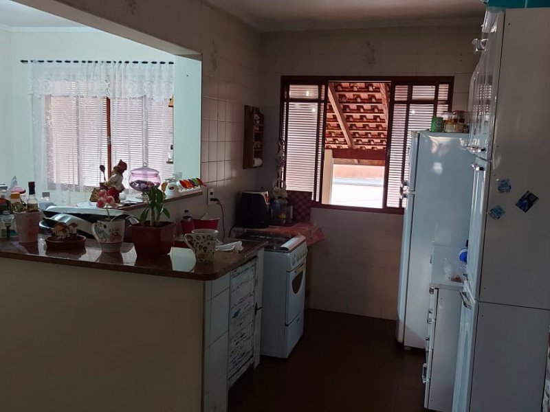 imóvel com 150m² - Centro - Jaguariuna