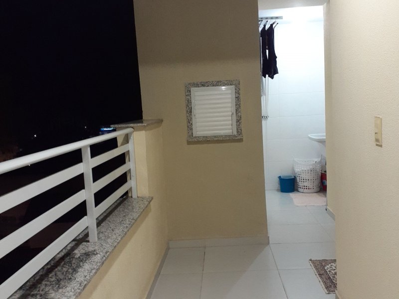 Apartamento à venda Barreiros com 73m² e 2 quartos por R$ 390.000 - 1262448425-sacada-1.jpg