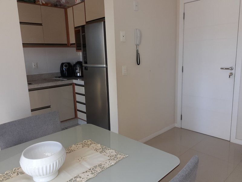 Apartamento à venda Barreiros com 73m² e 2 quartos por R$ 390.000 - 909119445-sala-2.jpg