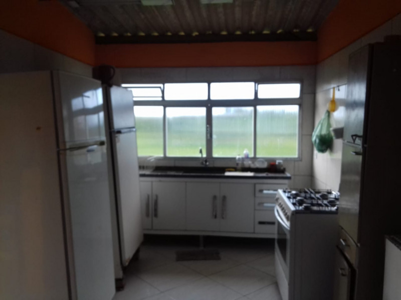 Casa para alugar Centro com 100m² e 2 quartos por R$ 1 - 264864994-18.jpeg