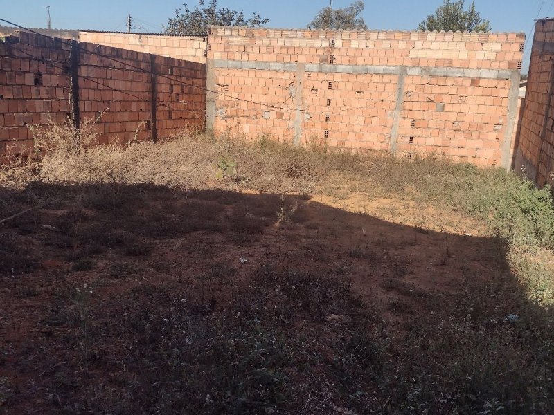 Casa à venda Residencial América do Sul com 200m² e 2 quartos por R$ 30.000 - 1496048588-9192b72b-f64c-46bd-bc26-03ab004a9e29.jpg