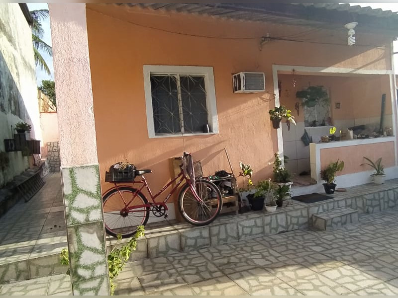 Casa à venda Inhoaíba com 120m² e 2 quartos por R$ 155.000 - b644812b-f685-4778-a37c-8085d09c0f19.jpg