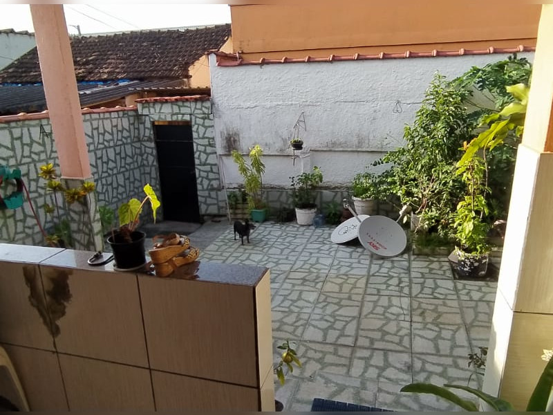 Casa à venda Inhoaíba com 120m² e 2 quartos por R$ 155.000 - d8de67ea-df64-453e-9a70-9ec5fcd7ec84.jpg
