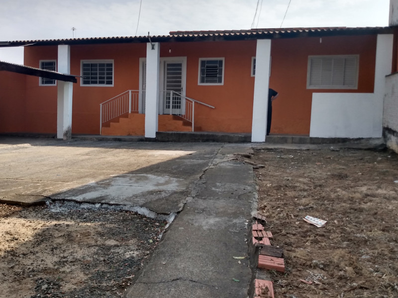 imóvel com 300m² - centro - Monte Mor