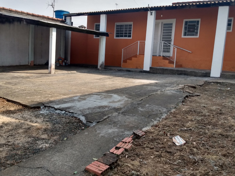 imóvel com 300m² - centro - Monte Mor