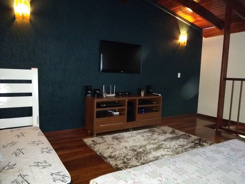 Casa à venda Jardim Carolina com 450m² e 2 quartos por R$ 850.000 - 1145987769-img-20190306-173400682.jpg