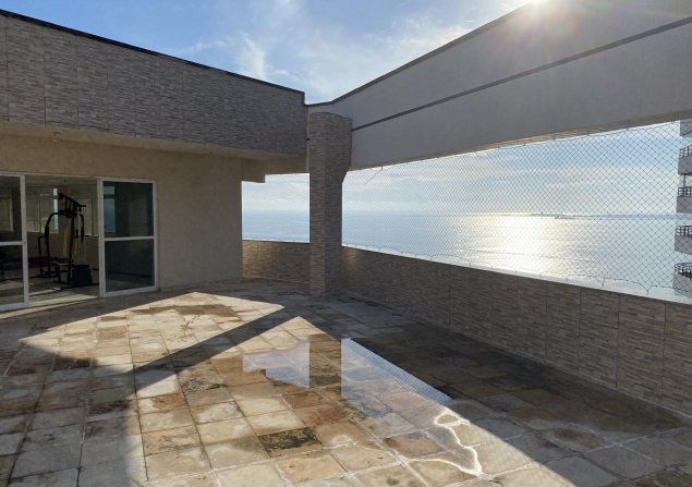 imóvel com 93m²