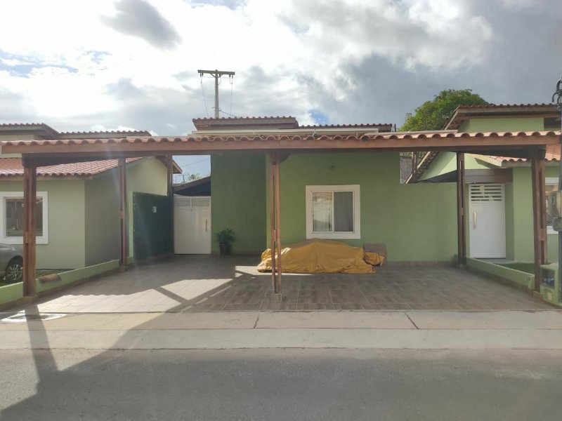 Casa de condomínio à venda Centro com 80m² e 3 quartos por R$ 305.000 - 1294994270-b987f8a4-cfd2-4bc9-8a7f-4f3d2a81e088.jpg