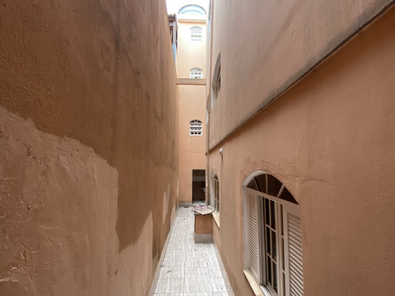 Casa à venda Fazenda Aricanduva com 140m² e 4 quartos por R$ 800.000 - 1362790380-85fc4508-6033-4211-ae98-12d85cfaf168.jpeg