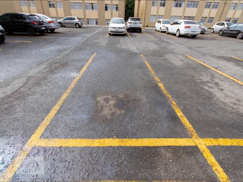 Apartamento para alugar Campo Comprido com 62m² e 3 quartos por R$ 1.600 - 579320636-garagem.jpg