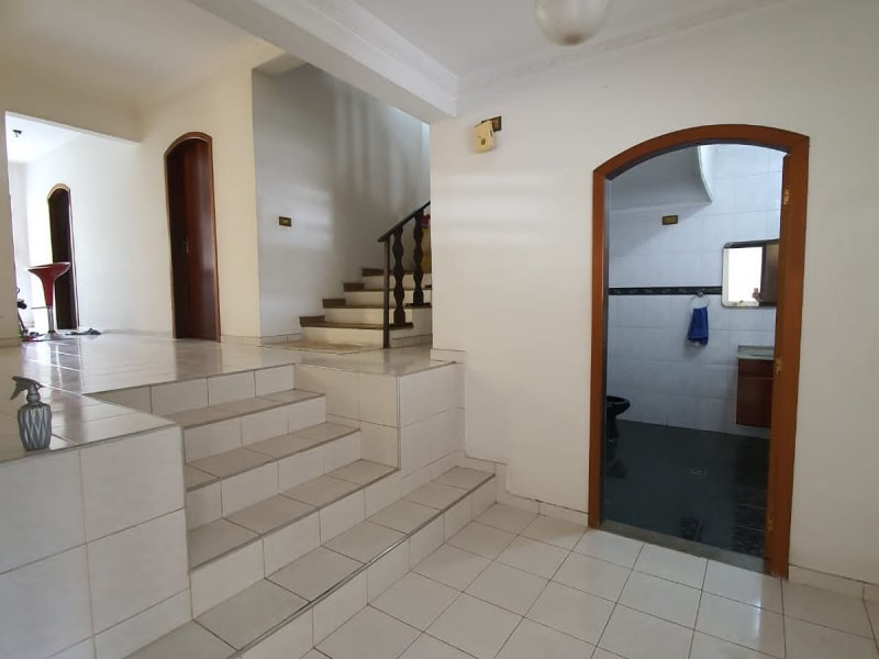 Casa à venda Centro com 400m² e 4 quartos por R$ 2.100.000 - 1824463746-62f2eb86-233e-4444-9605-776d7a76f261.jpg