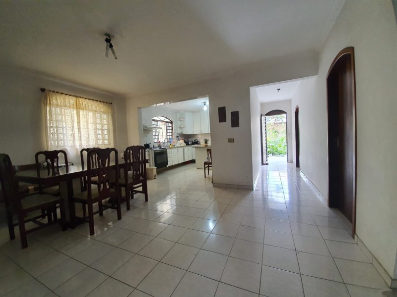 Casa à venda Centro com 400m² e 4 quartos por R$ 2.100.000 - 205876703-2409e208-82fd-4570-bb23-2f5f988953eb.jpg