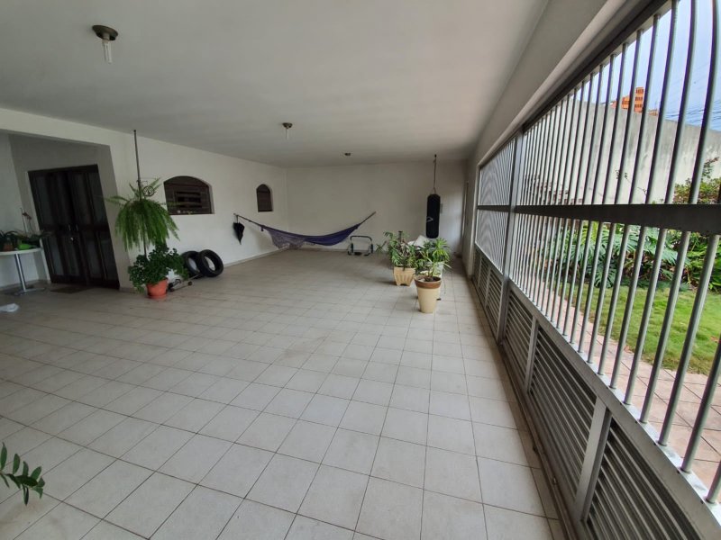Casa à venda Centro com 400m² e 4 quartos por R$ 2.100.000 - 2075724377-cd070935-aba5-422a-8390-489cadc2aacc.jpg