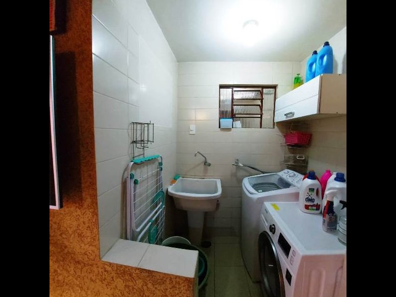 Casa à venda Cajuru com 228m² e 4 quartos por R$ 650.000 - 1345107512-saraju-vende-casa-terrea-no-conj.jpeg