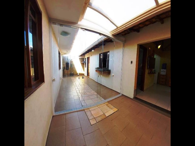 Casa à venda Cajuru com 228m² e 4 quartos por R$ 650.000 - 1392858697-saraju-vende-casa-terrea-no-conj.jpeg