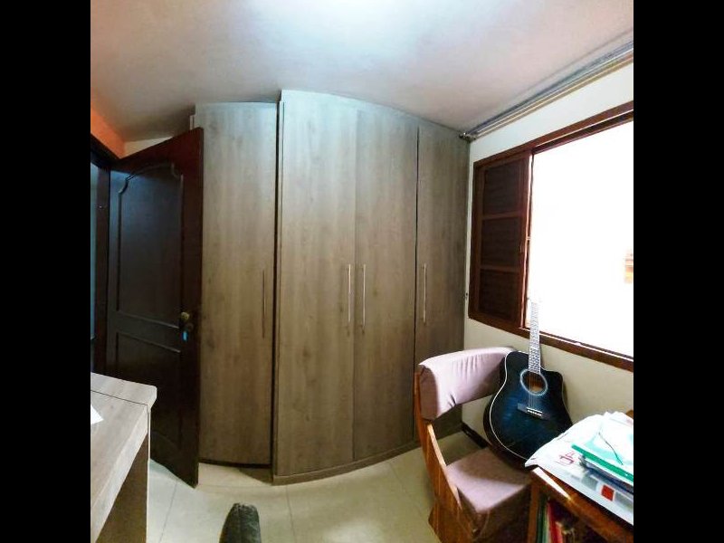 Casa à venda Cajuru com 228m² e 4 quartos por R$ 650.000 - 1992830878-saraju-vende-casa-terrea-no-conj.jpeg