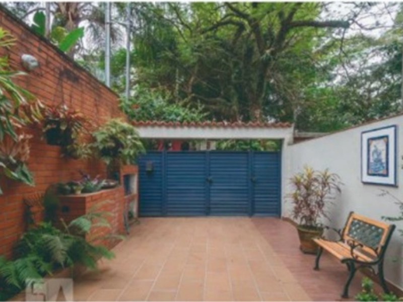 Casa à venda Santo Amaro com 125m² e 3 quartos por R$ 950.000 - 647525663-foto-jardim-2.jpg
