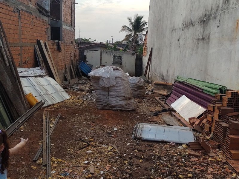 Terreno à venda Jardim Sao Francisco (Nova Veneza) com 150m² e 1 quarto por R$ 140.000 - 1107364440-21527cae-f94f-4060-bd84-acaee3536a8a.jpg