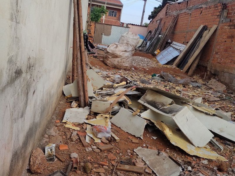 Terreno à venda Jardim Sao Francisco (Nova Veneza) com 150m² e 1 quarto por R$ 140.000 - 1837135886-e978a841-84b4-40e1-8dd5-1e2c095fea09.jpg