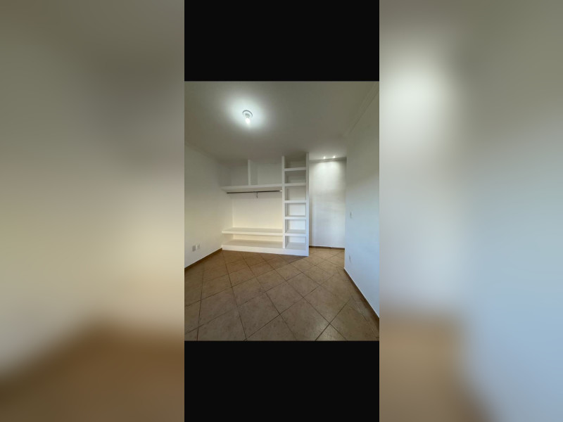 Casa de condomínio à venda Parque Residencial São Marcos com 200m² e 3 quartos por R$ 980.000 - whatsapp-image-2026-05-04-at-133742-4.jpeg