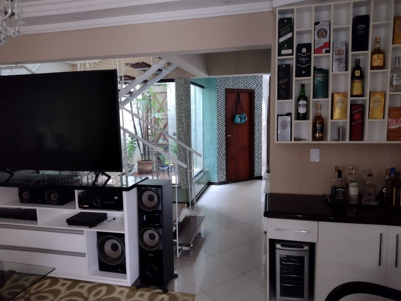 Casa à venda Centro com 240m² e 4 quartos por R$ 450.000 - 1171293075-whatsapp-image-2022-03-29-at-11.jpeg